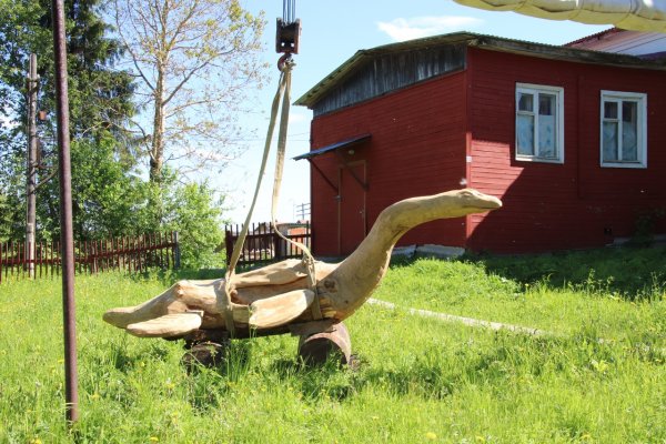 В Ыбском музее поселился динозавр