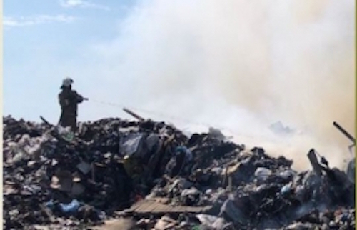 Тушение мусорного полигона в Воркуте займет дни, а может и недели - мэр Игорь Гурьев