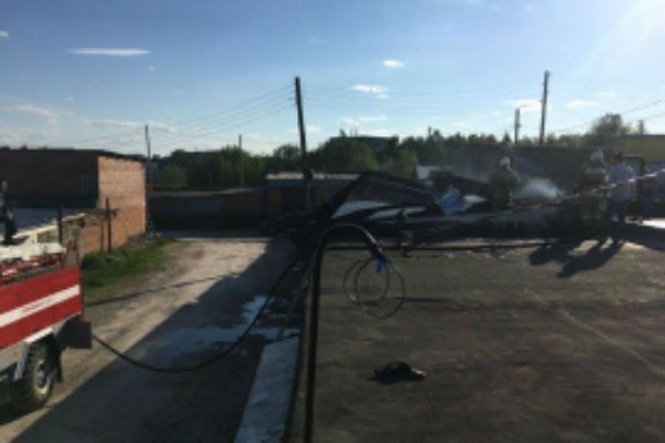 В Сыктывкаре по вине курильщика сгорел гараж