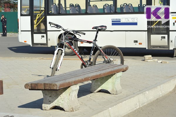 В Эжве ребенка на велосипеде сбил 13-й автобус