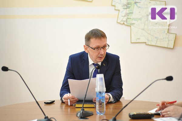 В суд направлены материалы дела об отстранении Олега Лажанева от должности 