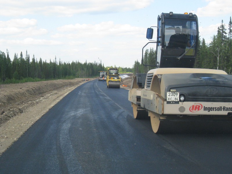 В Коми продолжается строительство автодороги "Сыктывкар – Нарьян-Мар" на участке "Ираёль - Каджером"