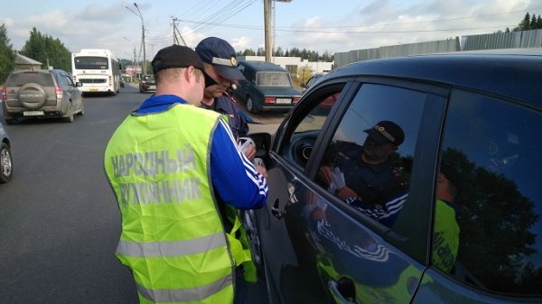 Сыктывкарские автоинспекторы выявили девять правонарушений в ходе сегодняшнего рейда 
