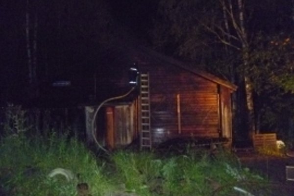 В Кослане едва не загорелся многоквартирный деревянный дом