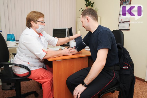 Ведущие врачи НИИ онкологии имени Петрова обследовали более 90 жителей Коми