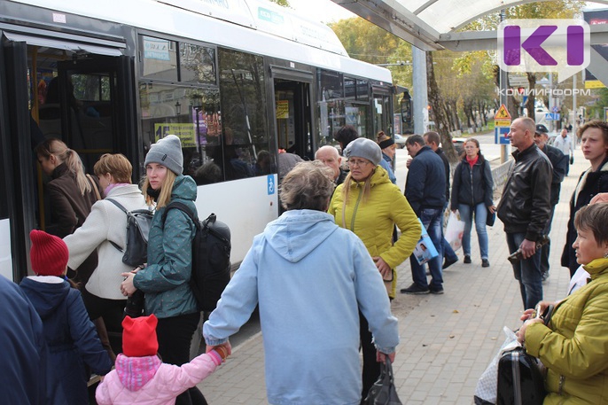 В Сыктывкаре проверили интервалы движения городских автобусов и наличие в них кондукторов