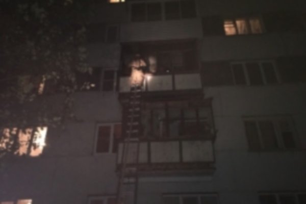 В Ухте вспыхнул балкон в многоквартирном доме