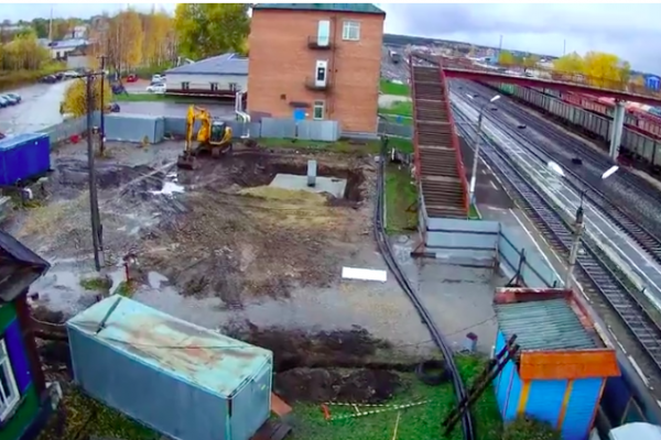 В Сосногорске демонтировали здание старого железнодорожного вокзала