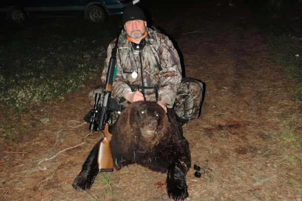 Анатолий Князев успешно закрыл сезон охоты на медведя