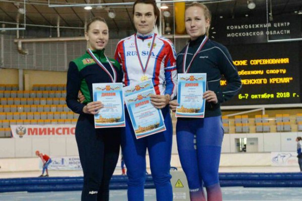 Воспитанники Сыктывкарской спортшколы № 4 взяли золото и бронзу на Всероссийских соревнованиях по конькобежному спорту