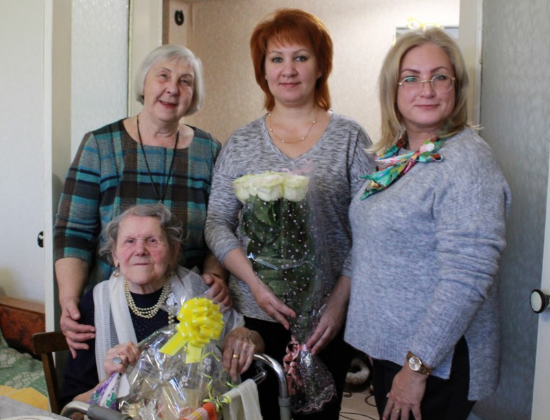 Ветеран из Объячево отметила 100-летний юбилей