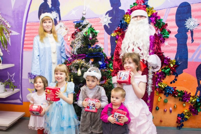В Сыктывкаре открыт сбор средств на новогодние подарки для детей из семей, находящихся в трудной жизненной ситуации