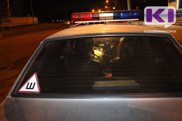 В Сыктывкаре иномарка сбила пешехода на регулируемом перекрестке