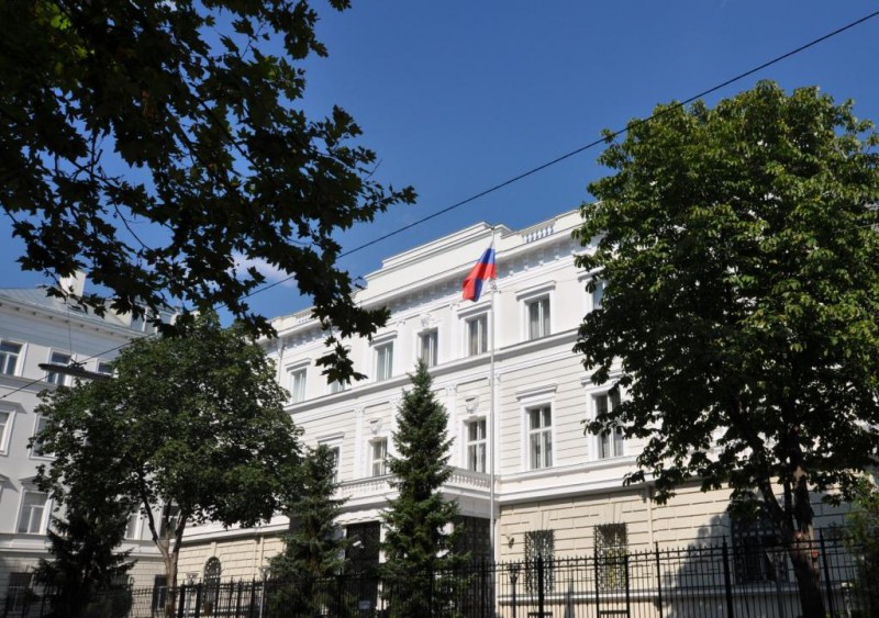 Сергей Гапликов провел рабочую встречу с российским дипломатами в Австрии