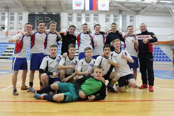 Футболисты из сыктывкарской школы №38 представят Коми в финале 