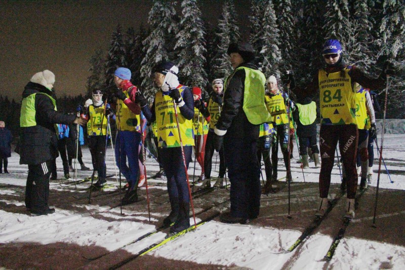 Молодость победила опыт на "Новогодней лыжной гонке" в Сыктывкаре