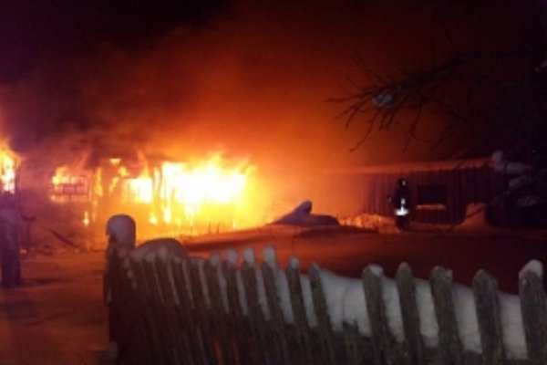 В Усть-Куломском районе сгорела зимняя кухня