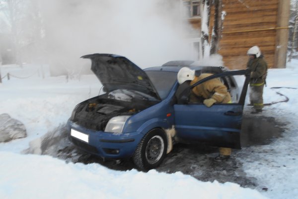 За сутки в Коми сгорели два автомобиля