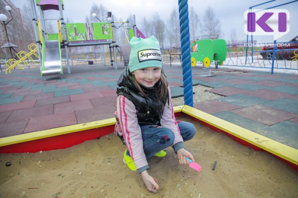 Спасти ребенка: сыктывкарка Кристина Конина готовится к операции