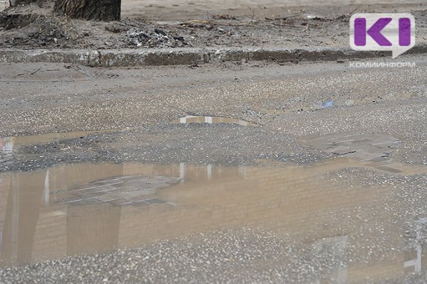 В Удорском районе по иску прокурора отремонтируют дороги
