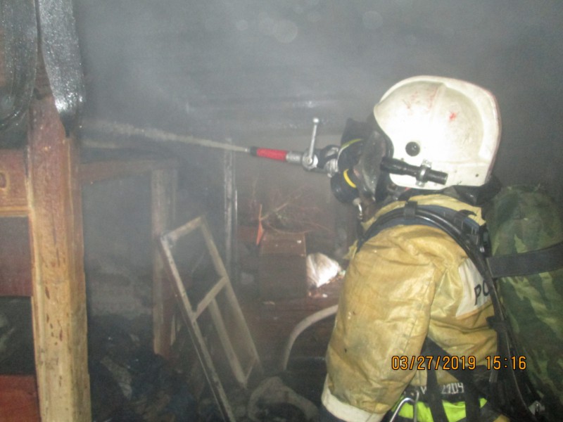 В Коми за сутки произошло три пожара в жилых домах