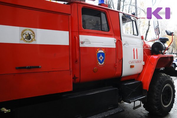 В Усинске пожарные тушили ванную, а в Тимушборе - гараж вместе с машиной