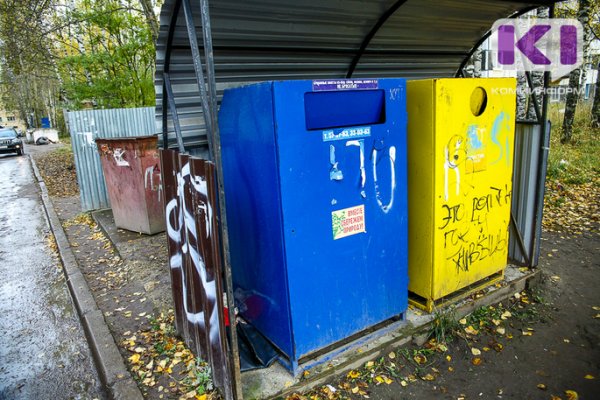 В Ухте муниципалитет передал регоператору обслуживание контейнеров по сбору пластика 