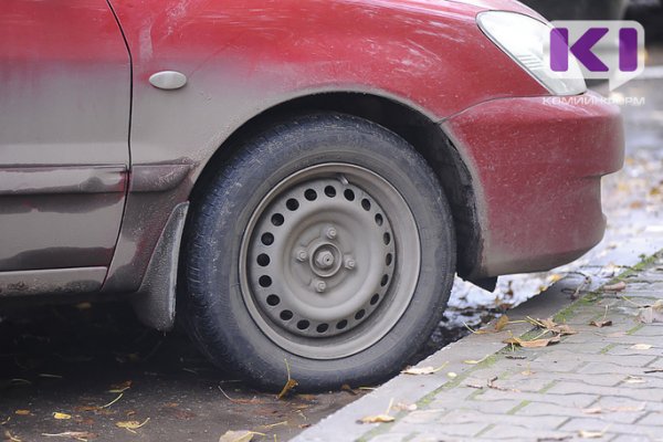 Госавтоинспекция Коми предостерегает автомобилистов от ранней смены зимних шин на летние