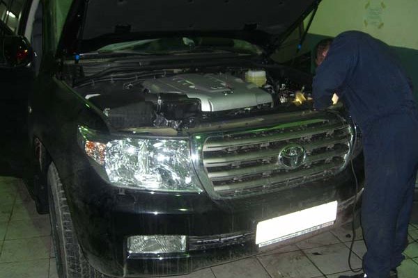 Сыктывкарец похитил Toyota Land Cruiser и разобрал ее на запчасти