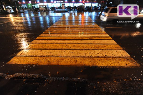 В Сыктывкаре осветят шесть пешеходных переходов