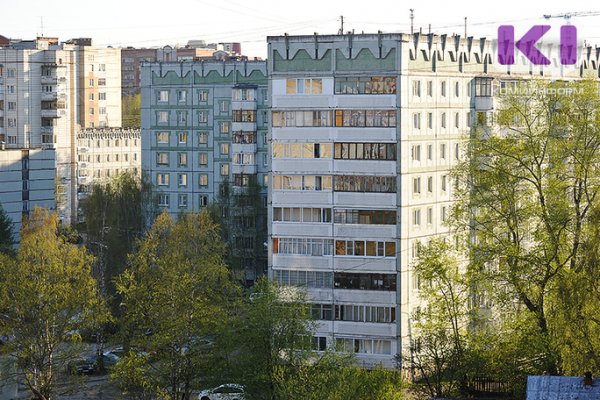 Сыктывкарский суд разрешил квартирный спор между женами умершего