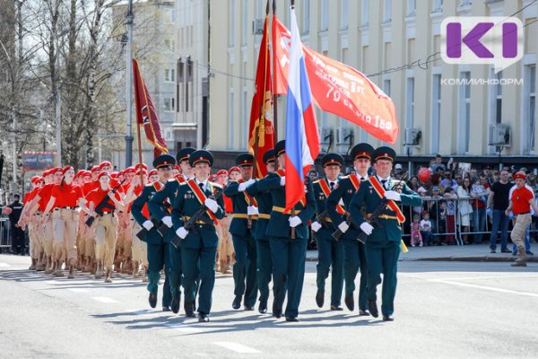 Никто не забыт: на митинге в честь Дня Победы в Сыктывкаре призвали помнить подвиг советского народа