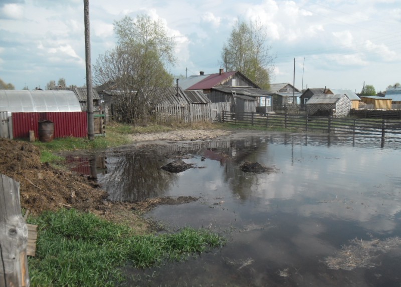 В поселке Югыдъяг Усть-Куломского района затоплены 28 приусадебных участков