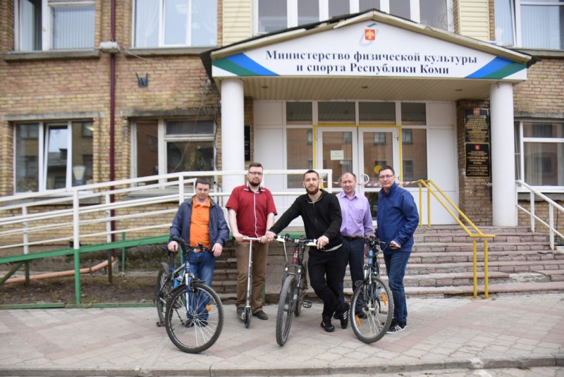 Жителям Коми предлагают поехать на работу на велосипедах