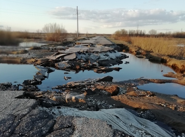 В Ижемском районе паводок размыл дорогу на Заречье