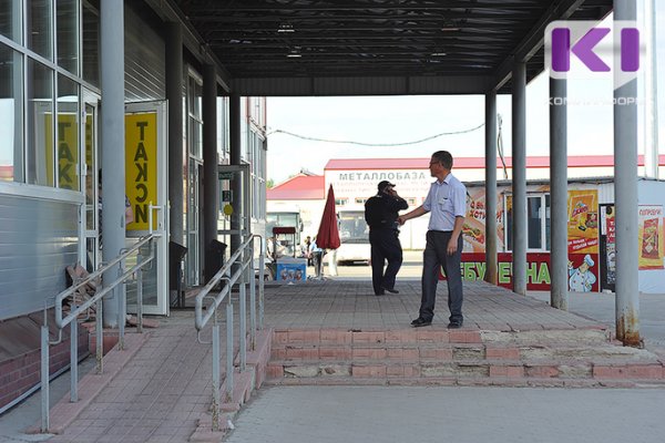 Ты чернее трубочиста: территорию автовокзала Сыктывкара обещают привести в порядок