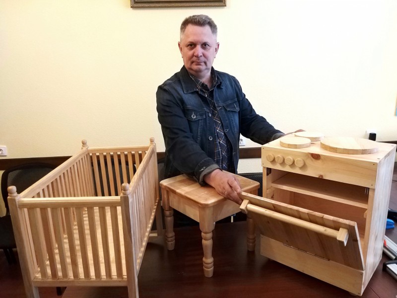 В Коми осужденные колонии изготовили игрушечную мебель