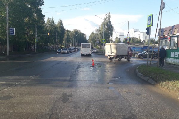 В аварии в Сыктывкаре пострадали два человека