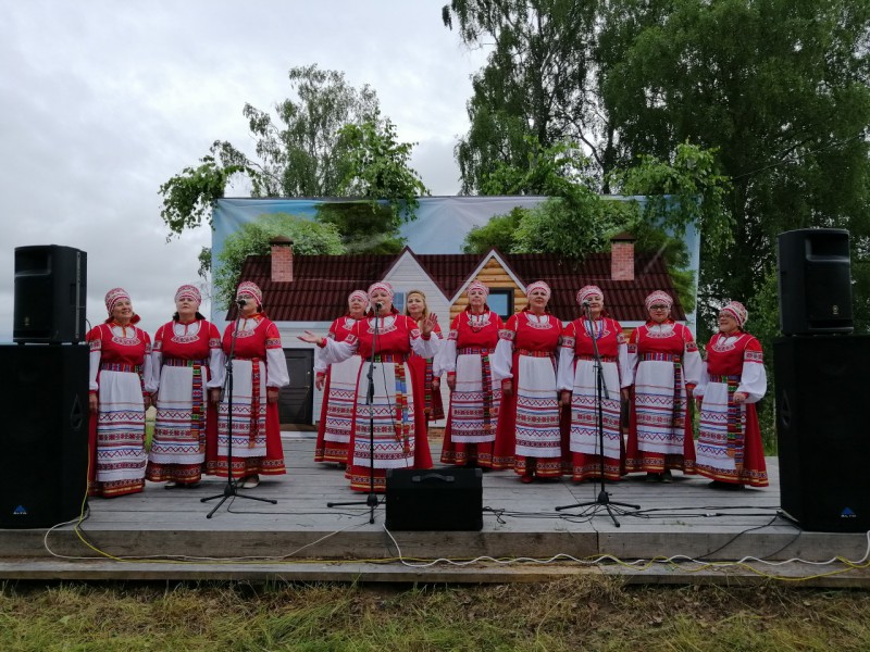 В Усть-Вымском районе прошел традиционный музыкальный фестиваль "Коми песни живая нить"