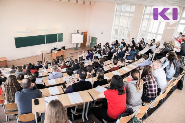 Законопроект о выводе студенческих стипендий из-под блокировки счетов вуза приняла Госдума во втором чтении
