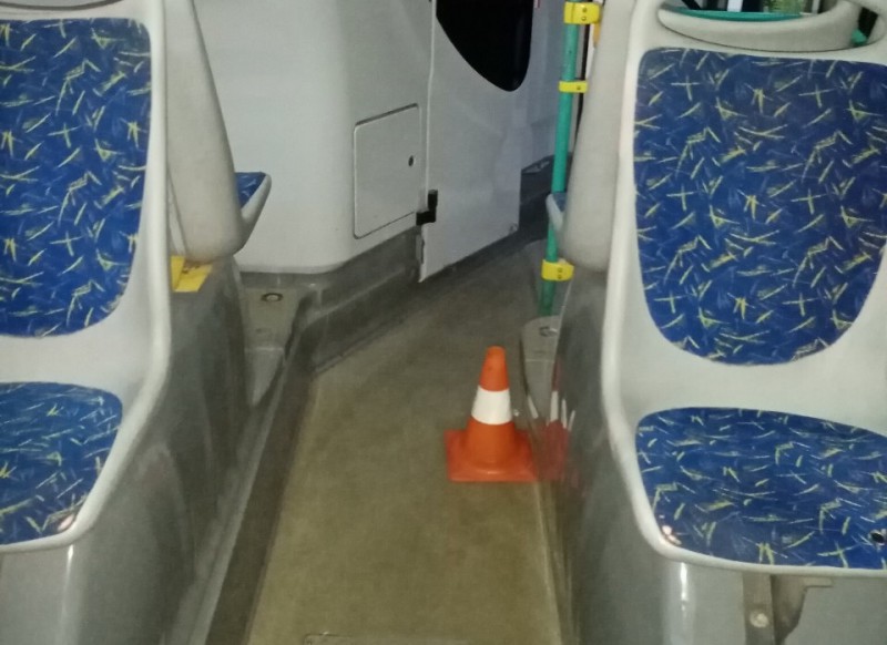 В Сыктывкаре в маршрутном автобусе травмировался ребенок