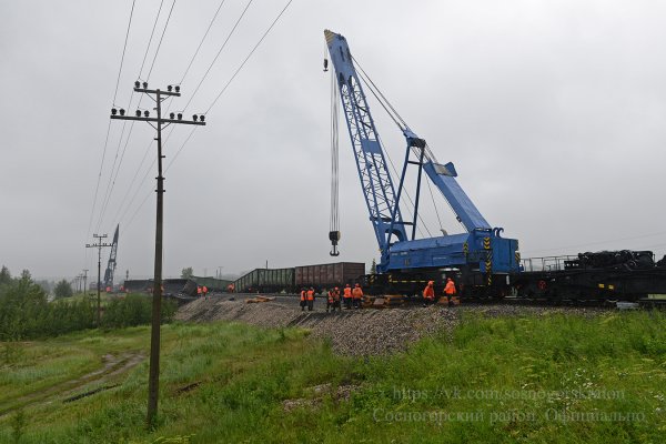 Последствия железнодорожной аварии в Сосногорском районе ликвидируют четыре восстановительных поезда и 312 человек