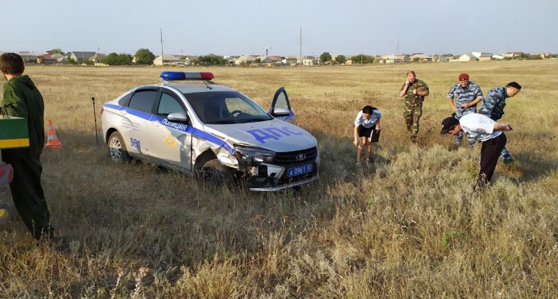 Житель Коми протаранил на внедорожнике патрульную машину в Крыму