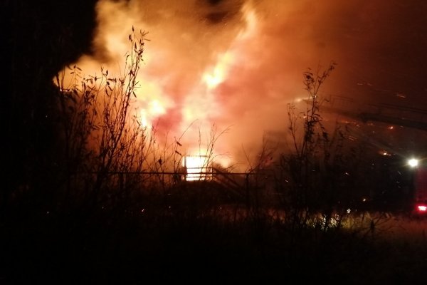 В Воркуте сгорел расселенный дом