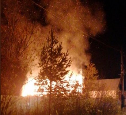 На пожаре в Сыктывкаре погибли двое мужчин