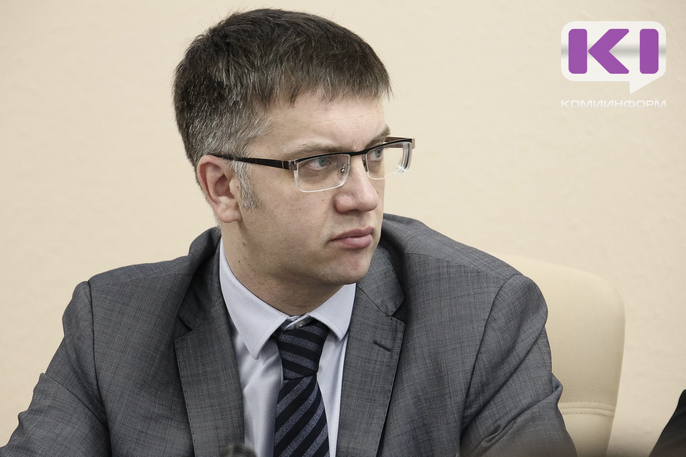 Пособие по уходу за ребенком в 12,8 тыс. руб. жительницам Коми будут платить до трех лет 