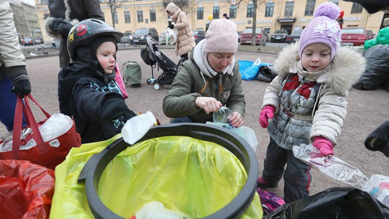Общественники предложили освободить младенцев от платы за вывоз мусора