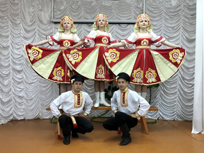 Дом культуры в селе Усть-Лыжа на грант ЛУКОЙЛа приобрел костюмы для детских коллективов

