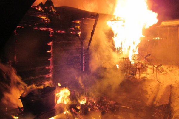 Банный день: в Коми горели три бани