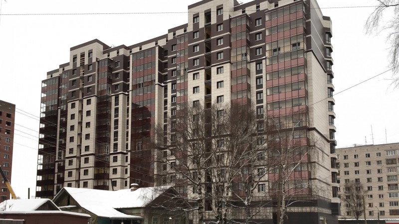Собственник квартиры в сыктыкарском жилом комплексе "Петергоф" подал в суд на застройщика 